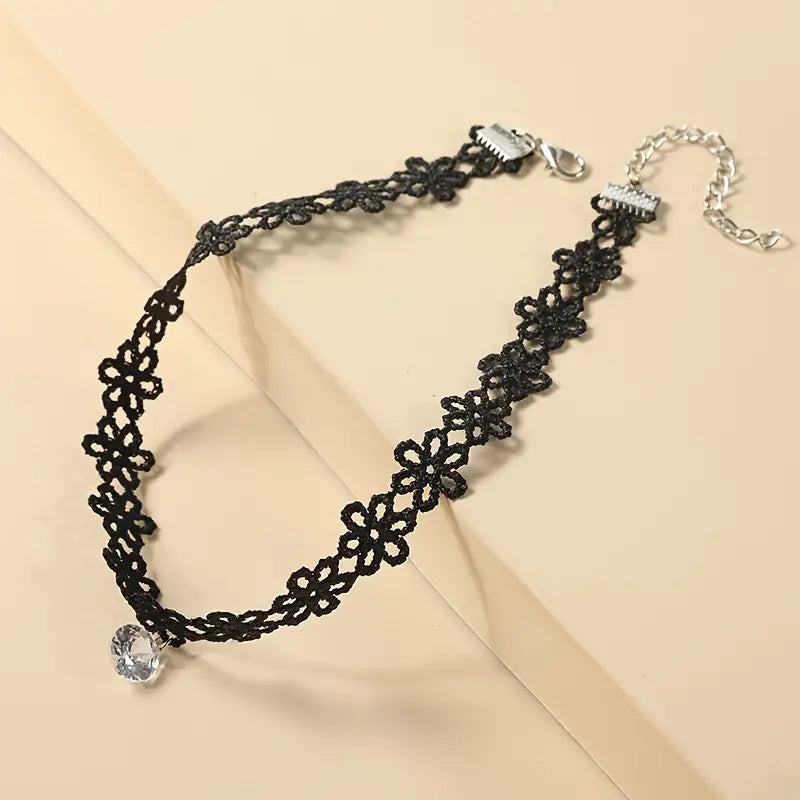 Hollow Flower Rhinestone Charmed Necklace For Chocker Necklace