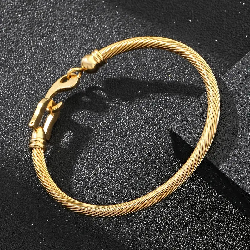 Gorgeous Gold-Plated Stainless Steel Bracelet - Unique Women's Fashion