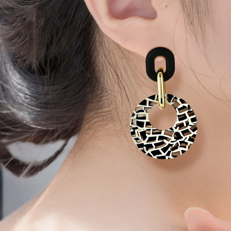 Acrylic Circle Earrings Exaggerated Black And White Earring