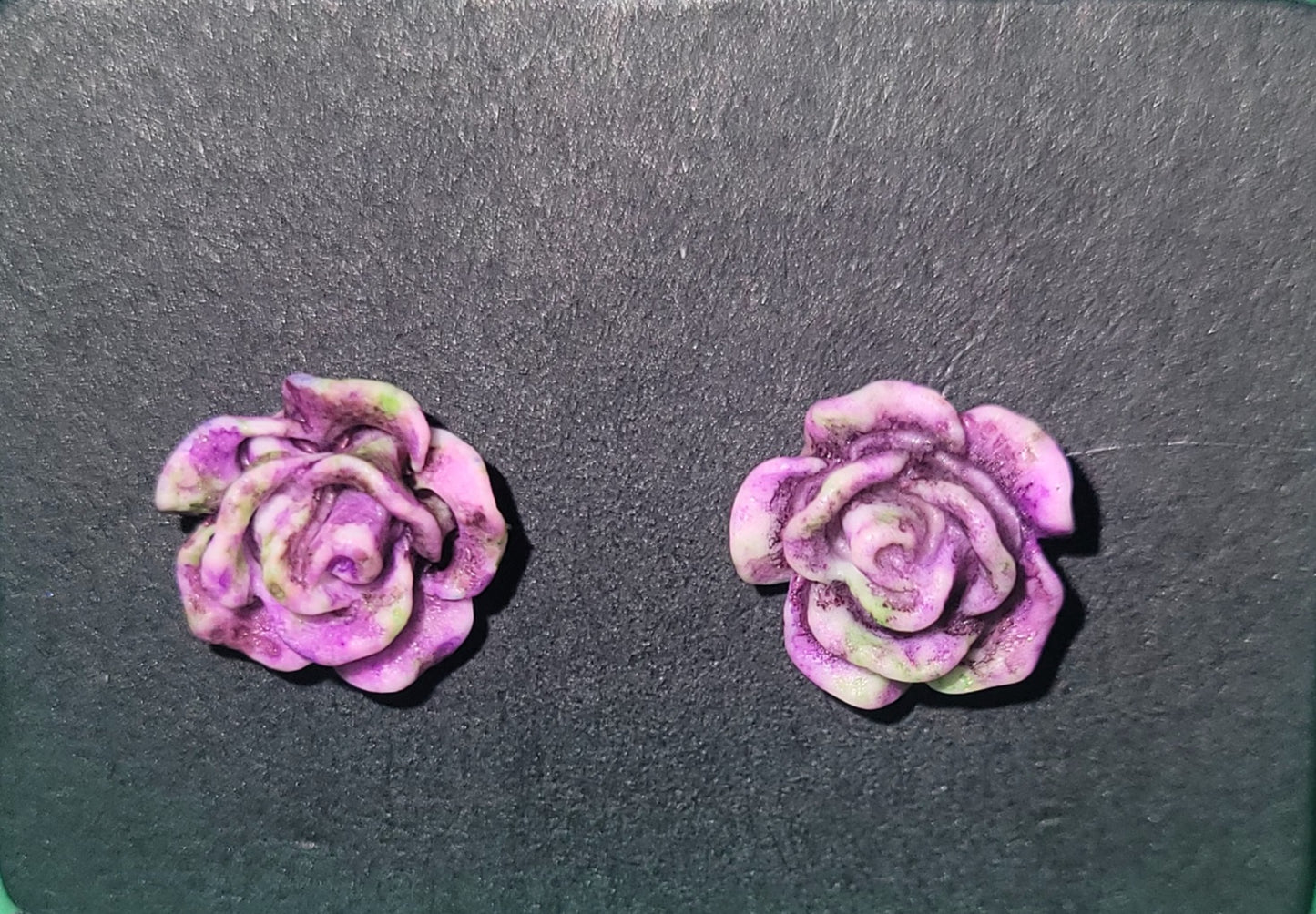 FLORAL STUDS