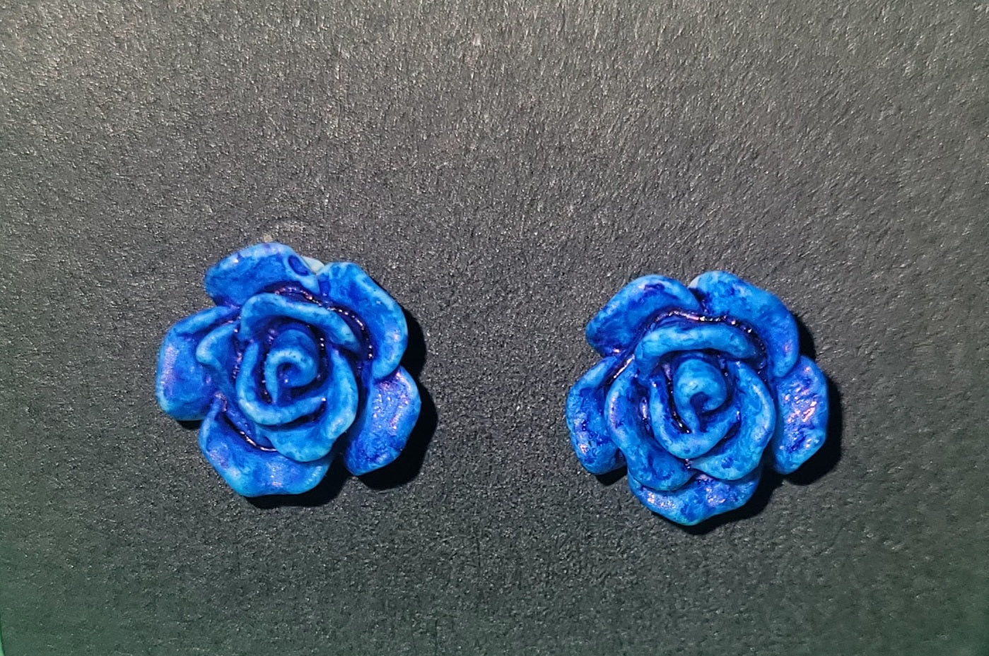 FLORAL STUDS