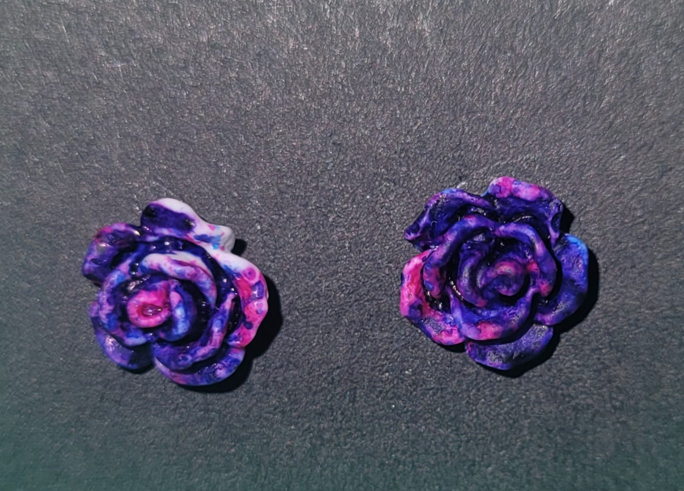 FLORAL STUDS