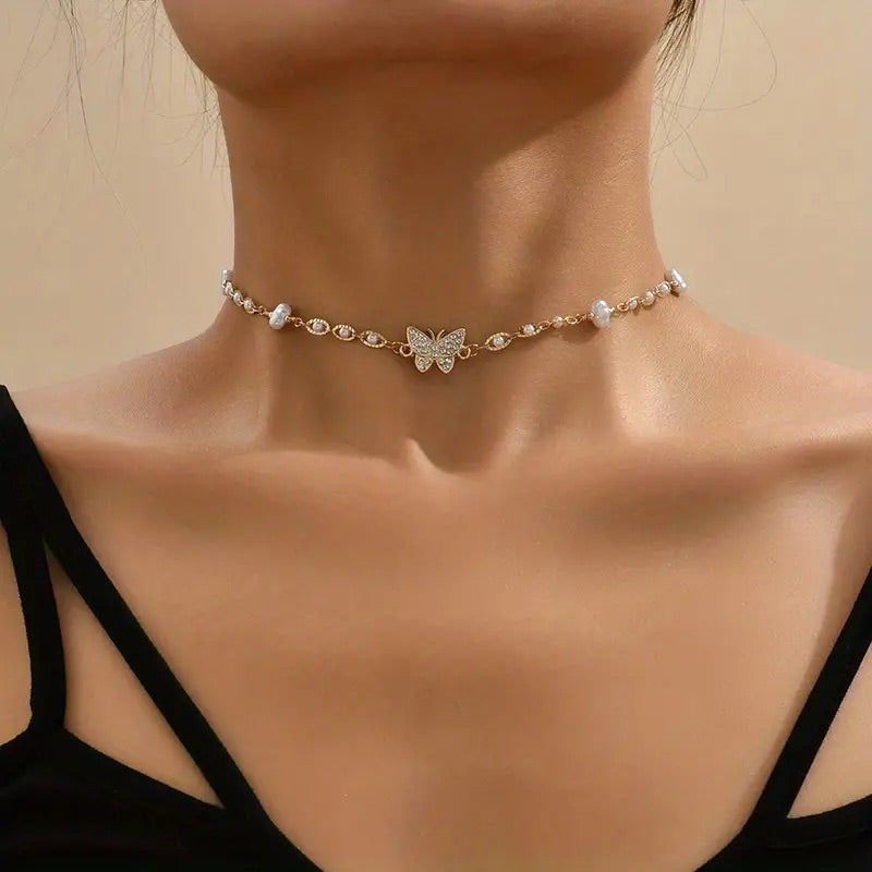 Faux Pearls Butterfly Choker Necklace