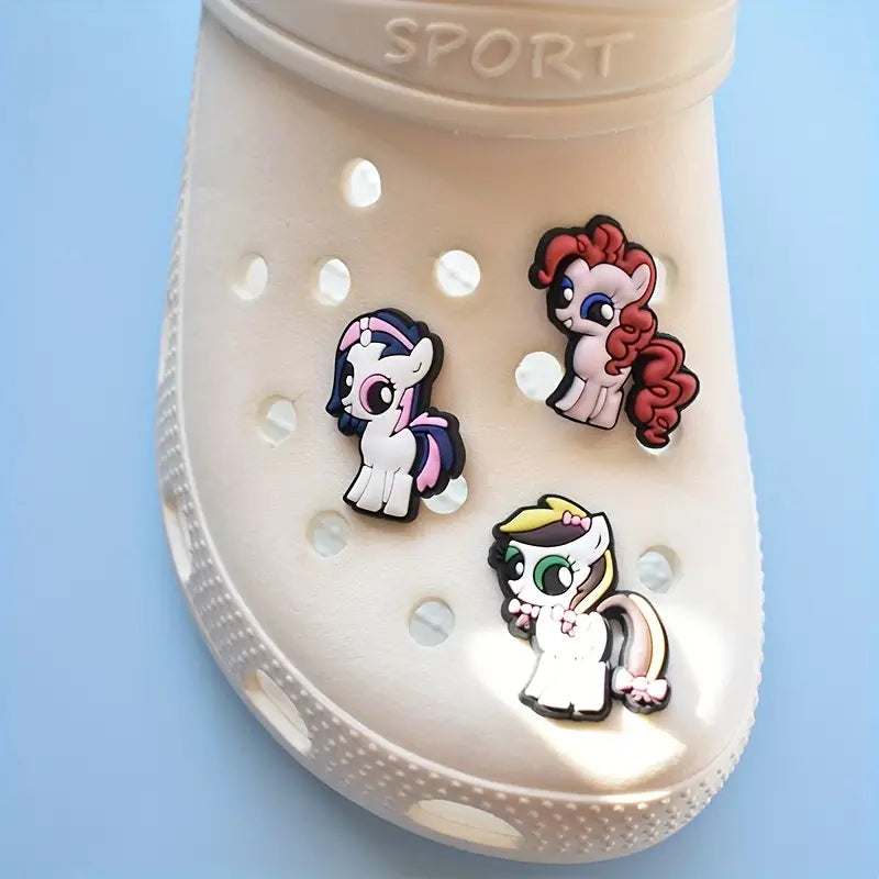 Lovely Horses Shoe Charms